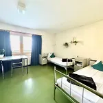 호스텔 Gruppenhaus Frutigresort *